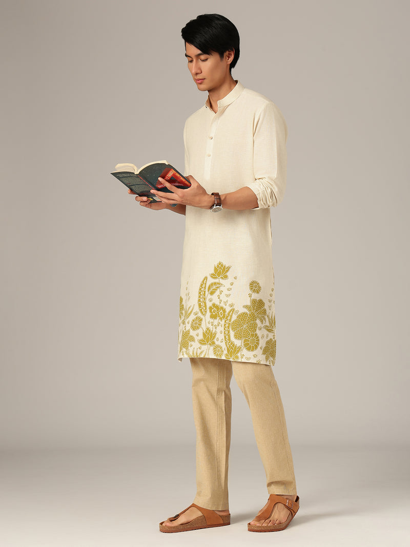 Off White: Floral Printed Full Sleeves Mandarin Collar Kurta