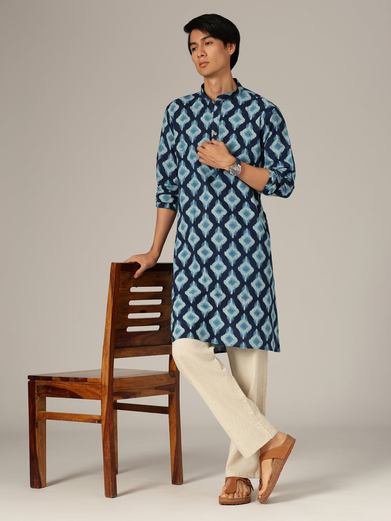 Blue: Ikat Printed Mandarin Collar Kurta