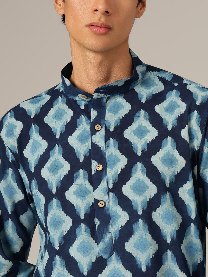 Blue: Ikat Printed Mandarin Collar Kurta
