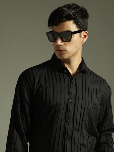 Black: Stretchable Pleated Drop Shoulder Casual Shirt