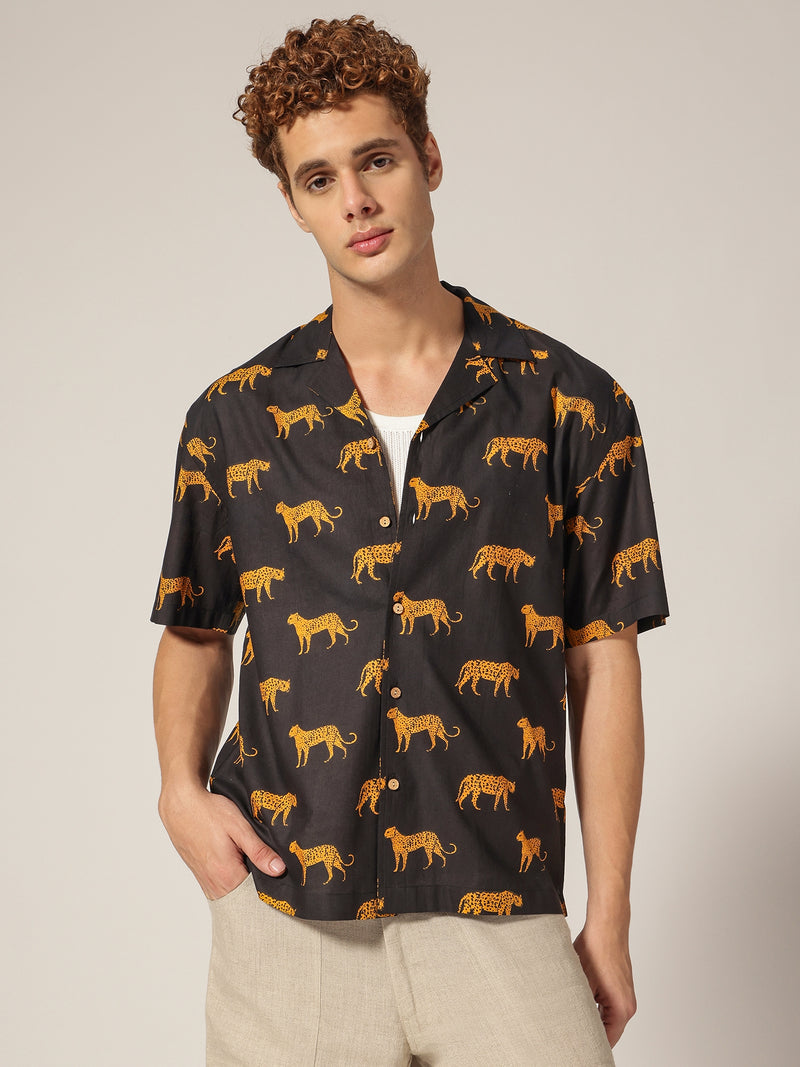 Black: Animal Block Printed Drop Shoulder Oversized Shirt