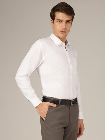 White: Textured Spread Collar Formal Shirt