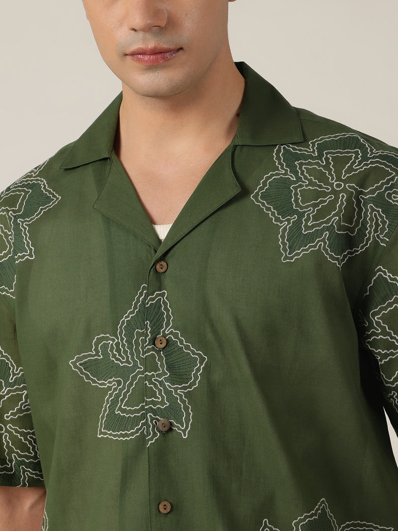 Green: Embroidered Drop Shoulder Oversized Shirt