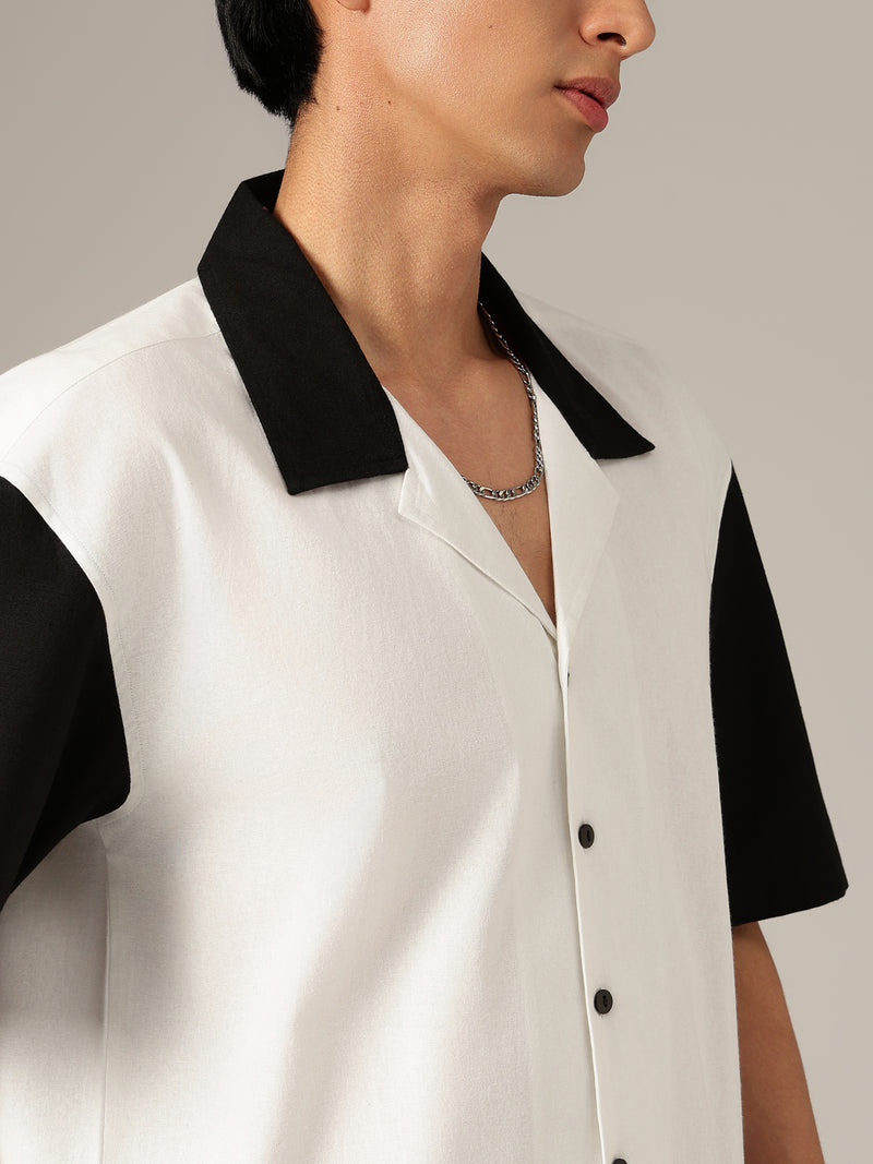 White: Colourblocked Drop-Shoulder Oversized Casual Shirt