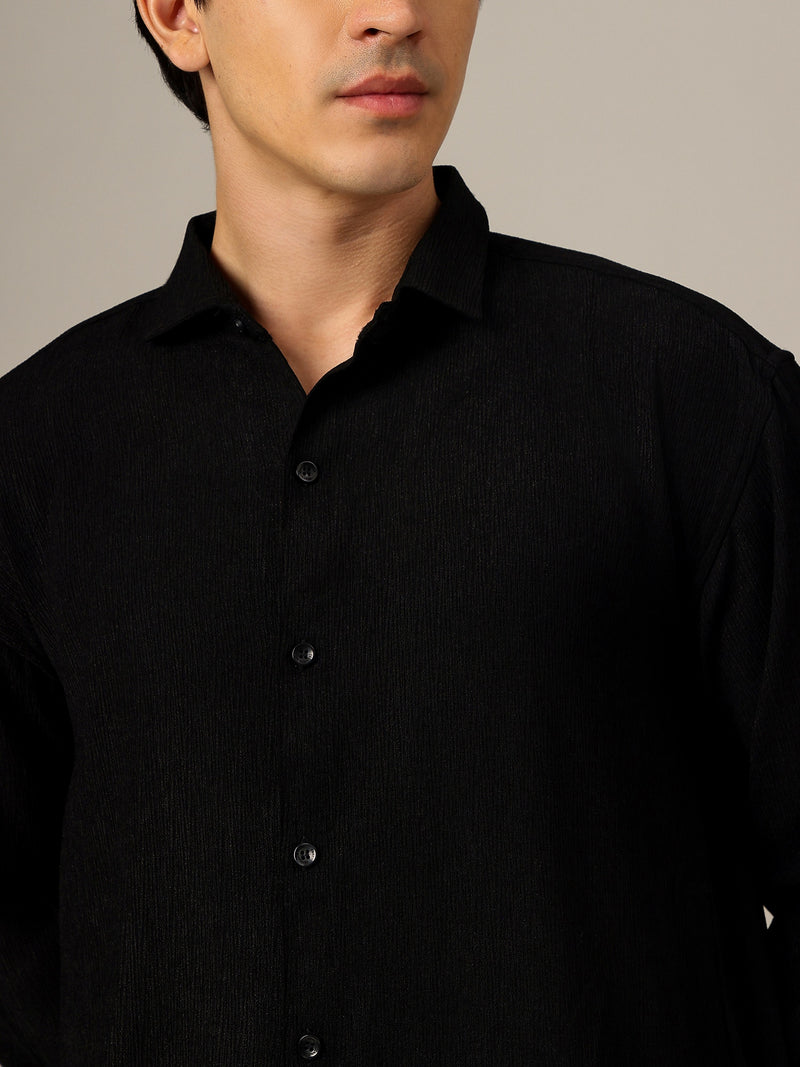 Black: Textured Oversized Drop-Shoulder Casual Shirt