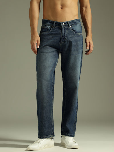Blue: Baggy Fit Light Faded jeans