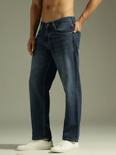Blue: Baggy Fit Light Faded jeans