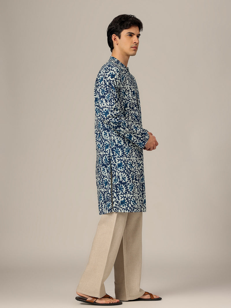 Blue: Abstract Printed Mandarin Collar Kurta