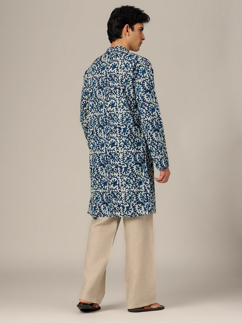 Blue: Abstract Printed Mandarin Collar Kurta