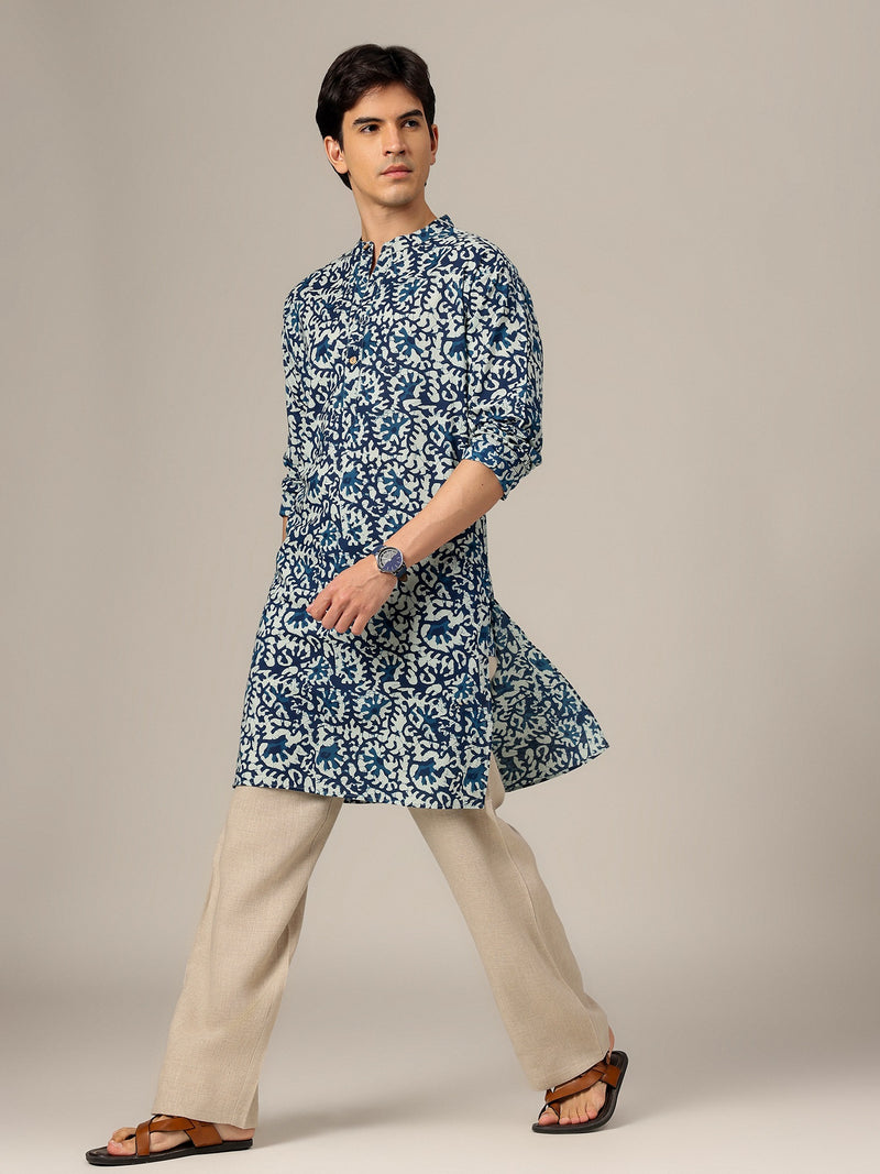 Blue: Abstract Printed Mandarin Collar Kurta