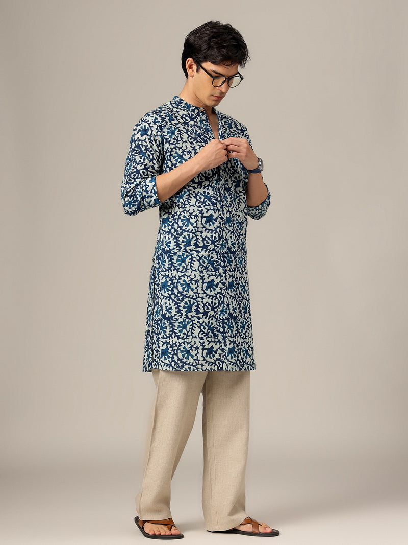 Blue: Abstract Printed Mandarin Collar Kurta