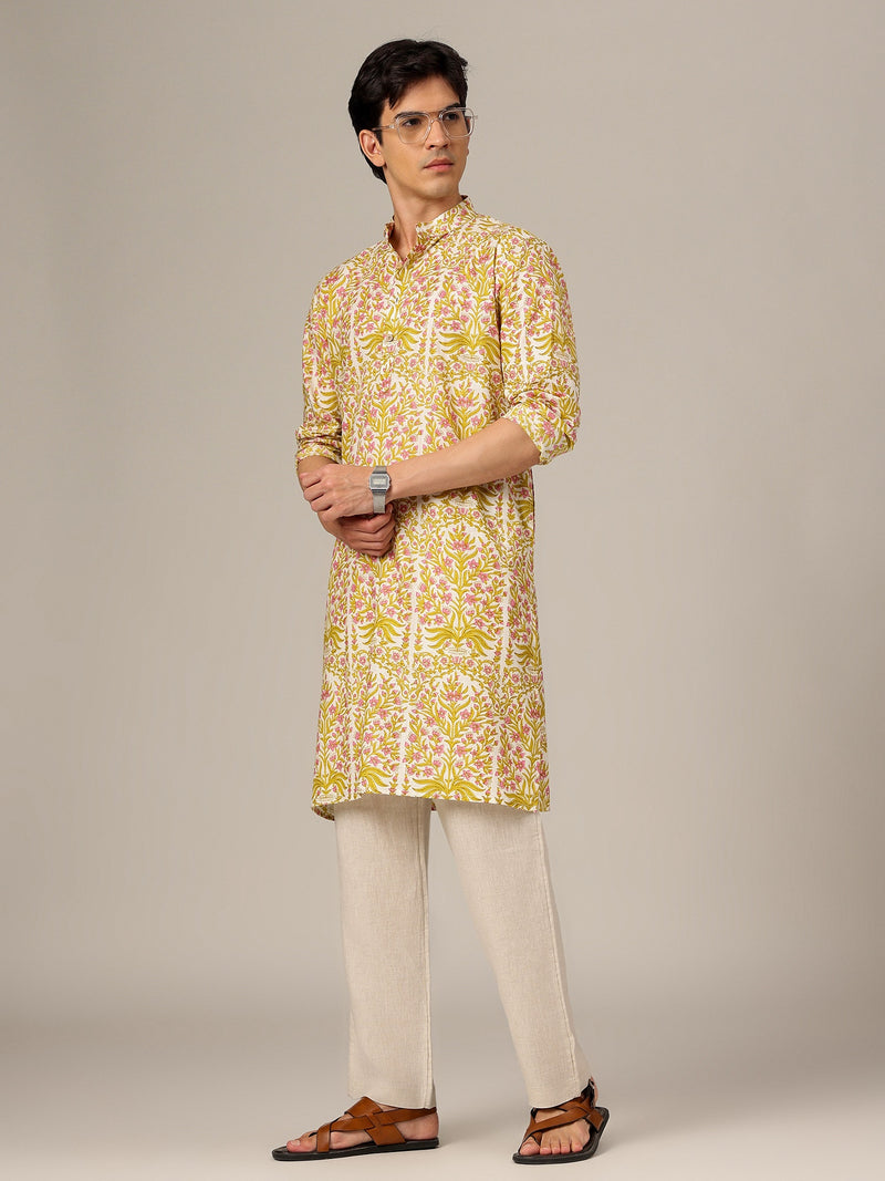 Off White & Yellow: Floral Printed Mandarin Collar Kurta