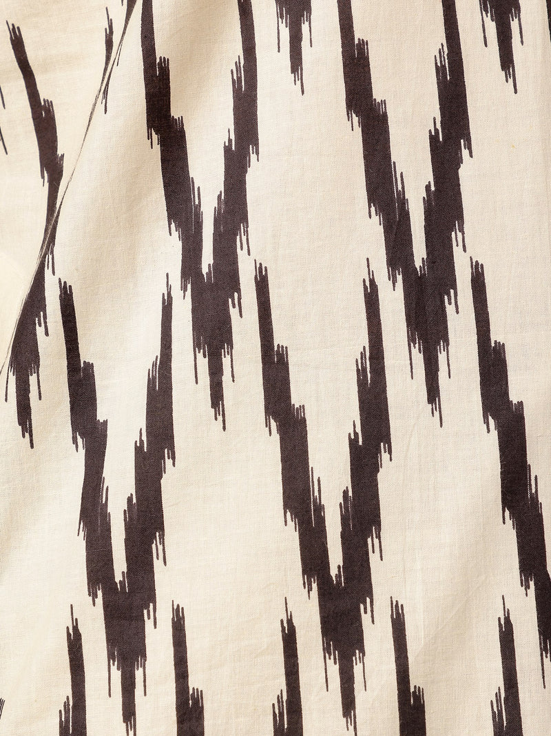 Cream & Black: Geometric Printed Mandarin Collar Kurta