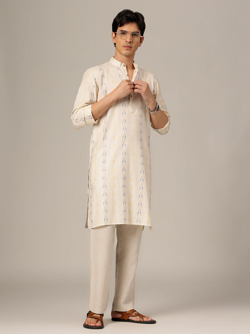 Off White: Ikat Printed Mandarin Collar Kurta