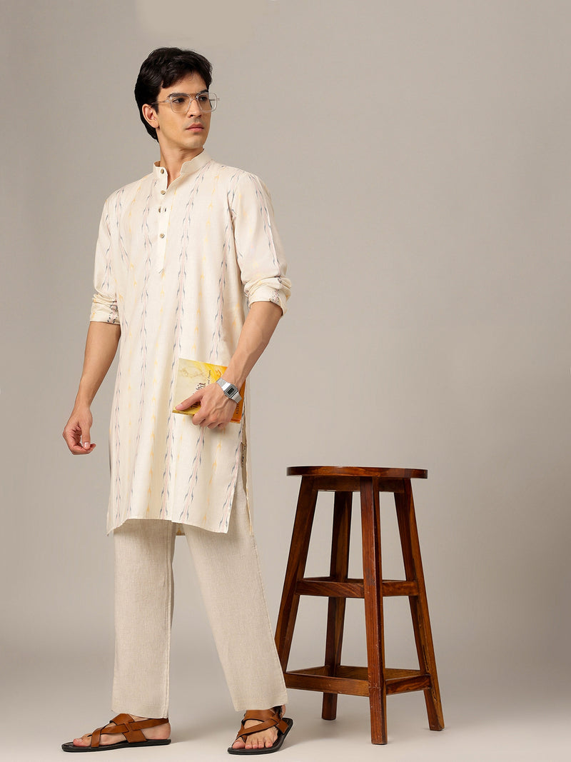 Off White: Ikat Printed Mandarin Collar Kurta