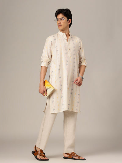 Off White: Ikat Printed Mandarin Collar Kurta