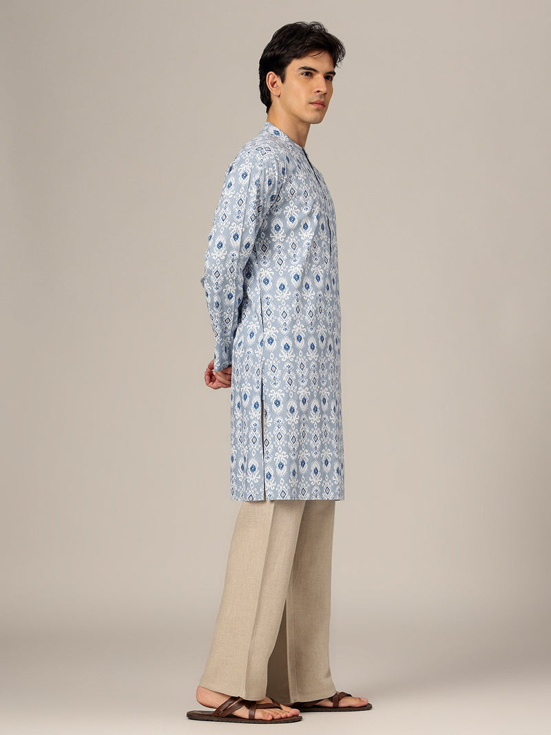 Blue: Ethnic Block Printed Mandarin Collar Kurta