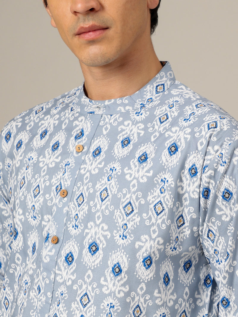 Blue: Ethnic Block Printed Mandarin Collar Kurta
