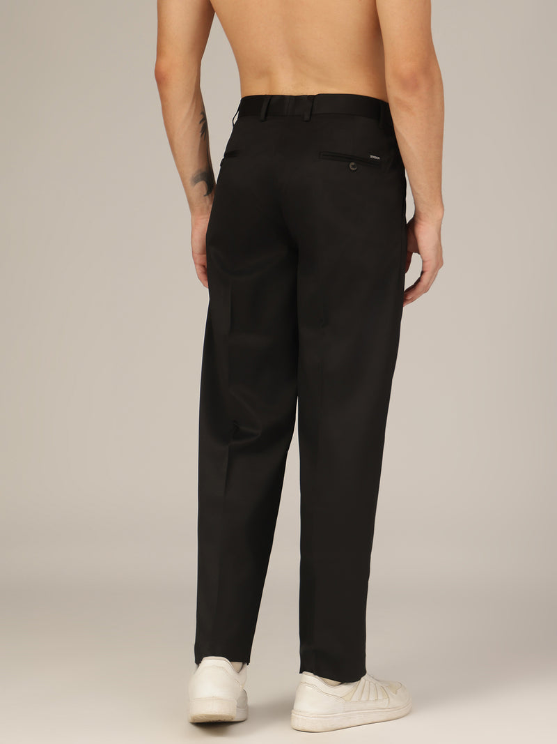 Black: Korean Textured Baggy Fit Pleated Casual Trouser