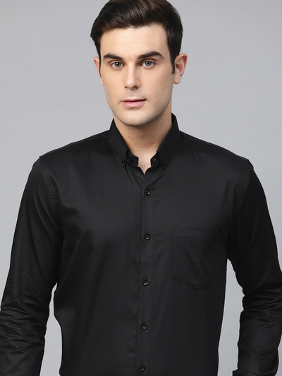 Black: Comfort Regular Fit Solid Formal Shirt
