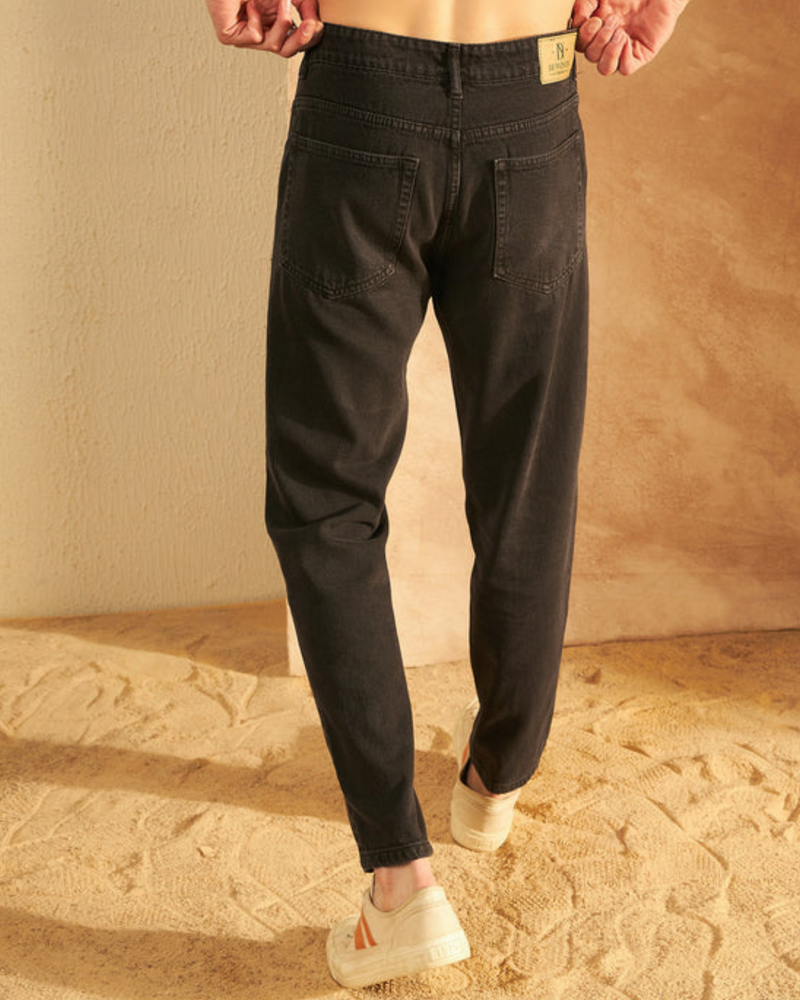 Charcoal: Mom Fit Jeans