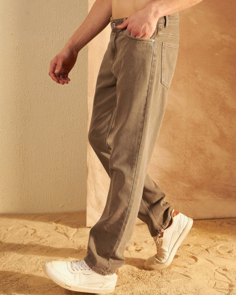 Light Brown: Korean Baggy Jeans