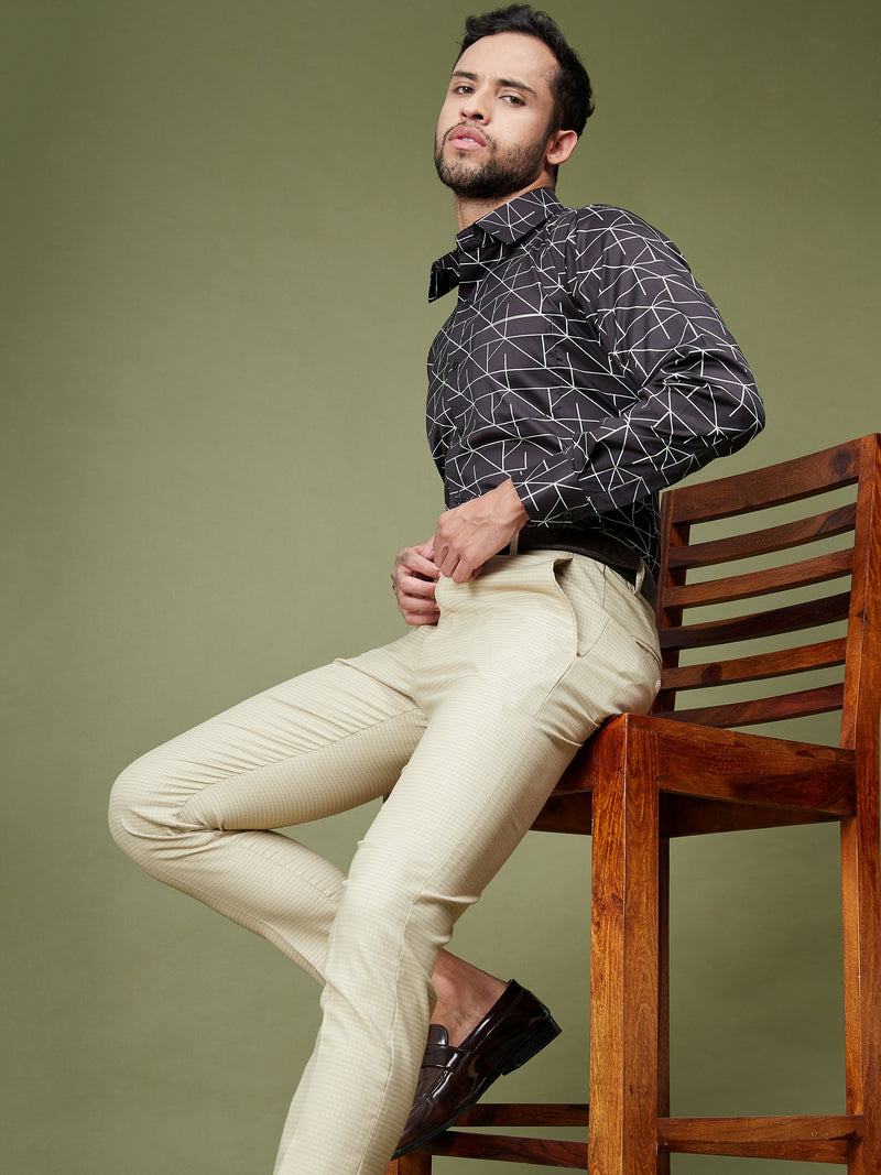 DENNISON Men Checked Smart Tapered Fit Easy Wash Formal Cream Color Trouser