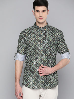 Men Green Smart Slim Fit Printed Casual Shirt