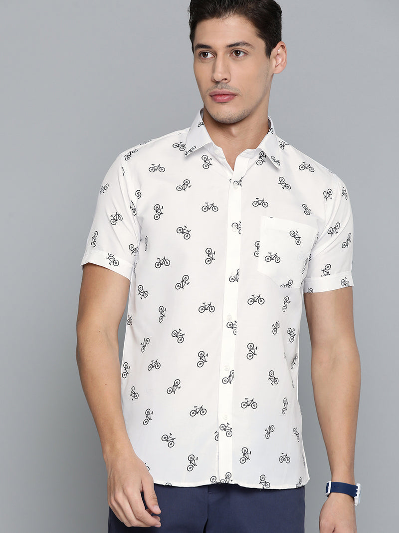 Men White Smart Slim Fit Conversational Printed Casual Shirt