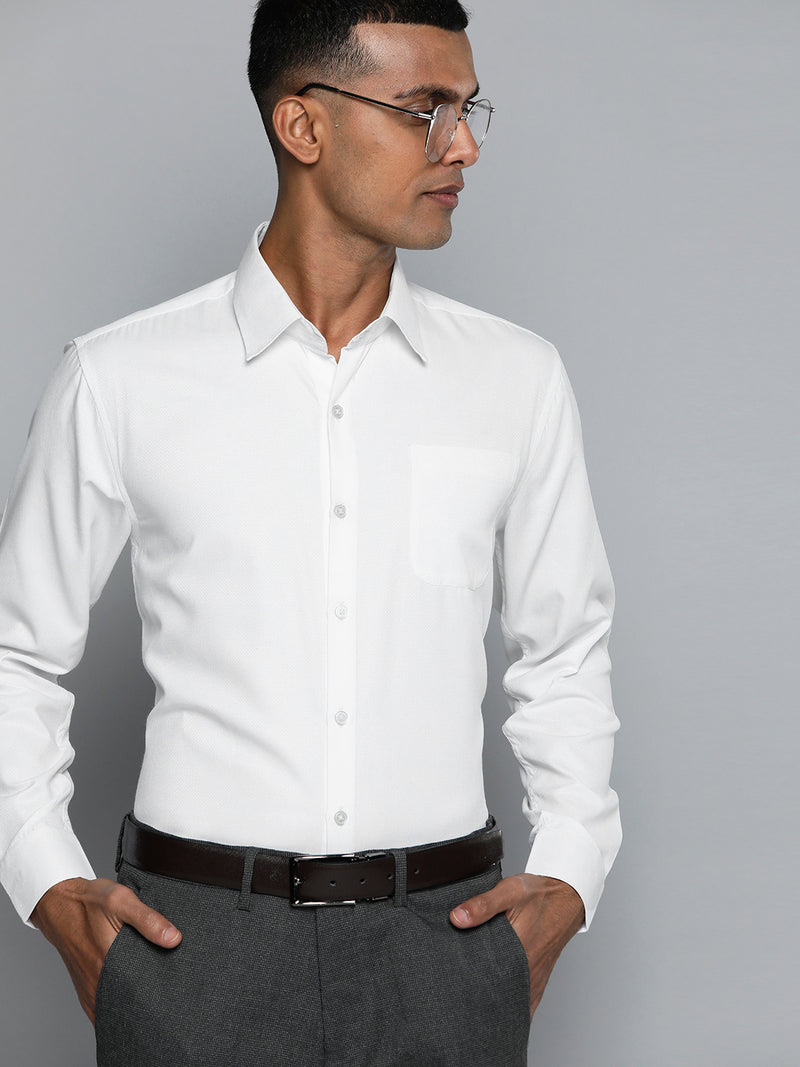 DENNISON Men White Smart Formal Shirt
