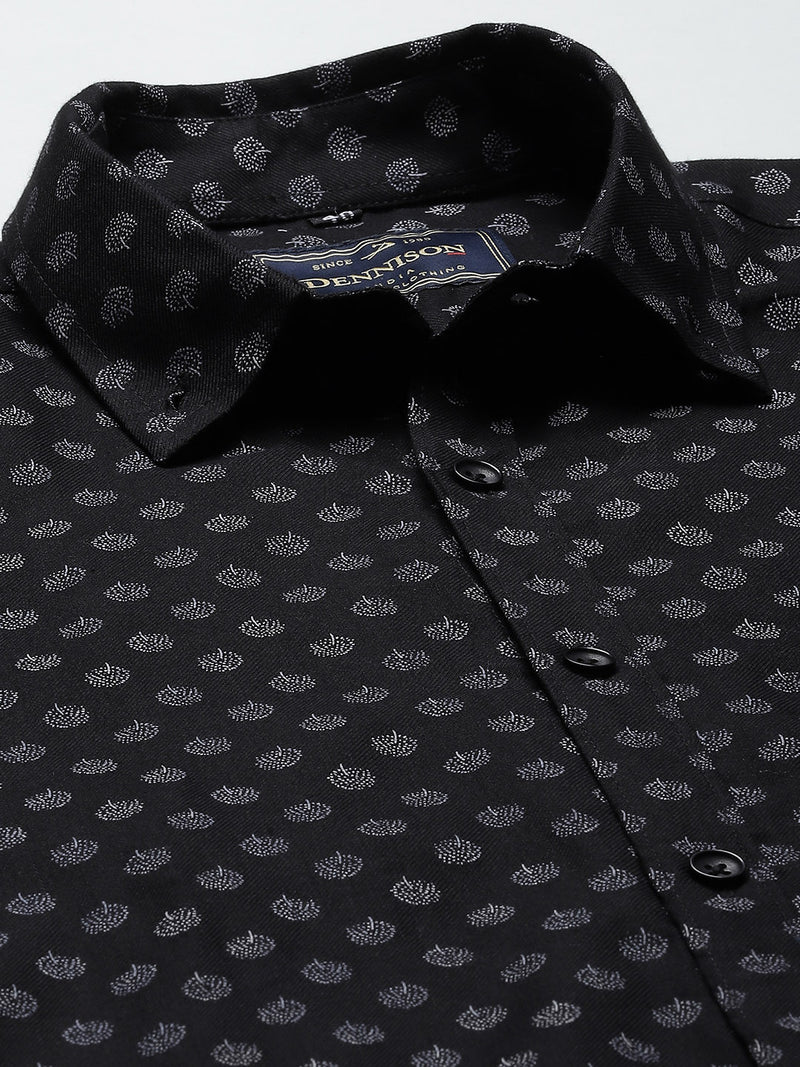 Black And White: Printed Formal Shirt