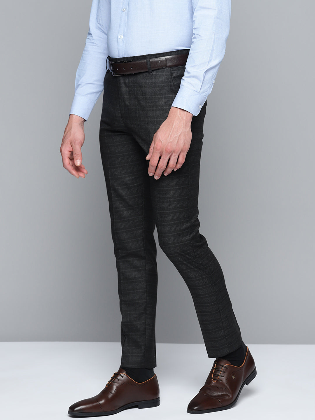 Buy VEI SASTRE Men Smart Slim Fit Plain Formal Trousers - Trousers for Men  22548100 | Myntra