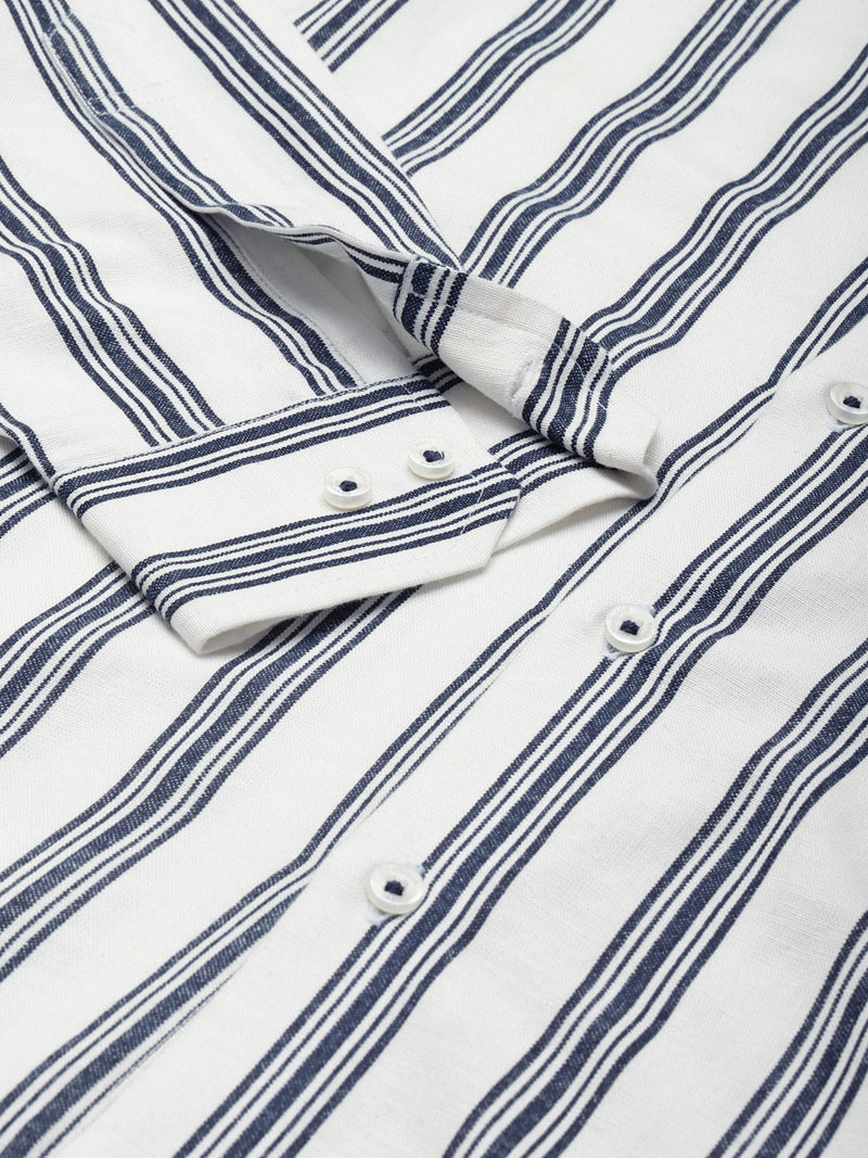 DENNISON Men White Smart Slim Fit Striped Casual Shirt