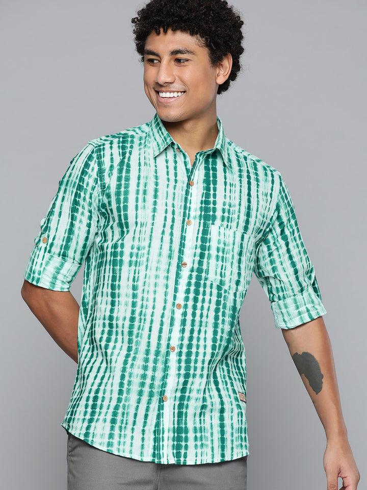 DENNISON Men Green Regular Fit Faded Printed Casual Shirt