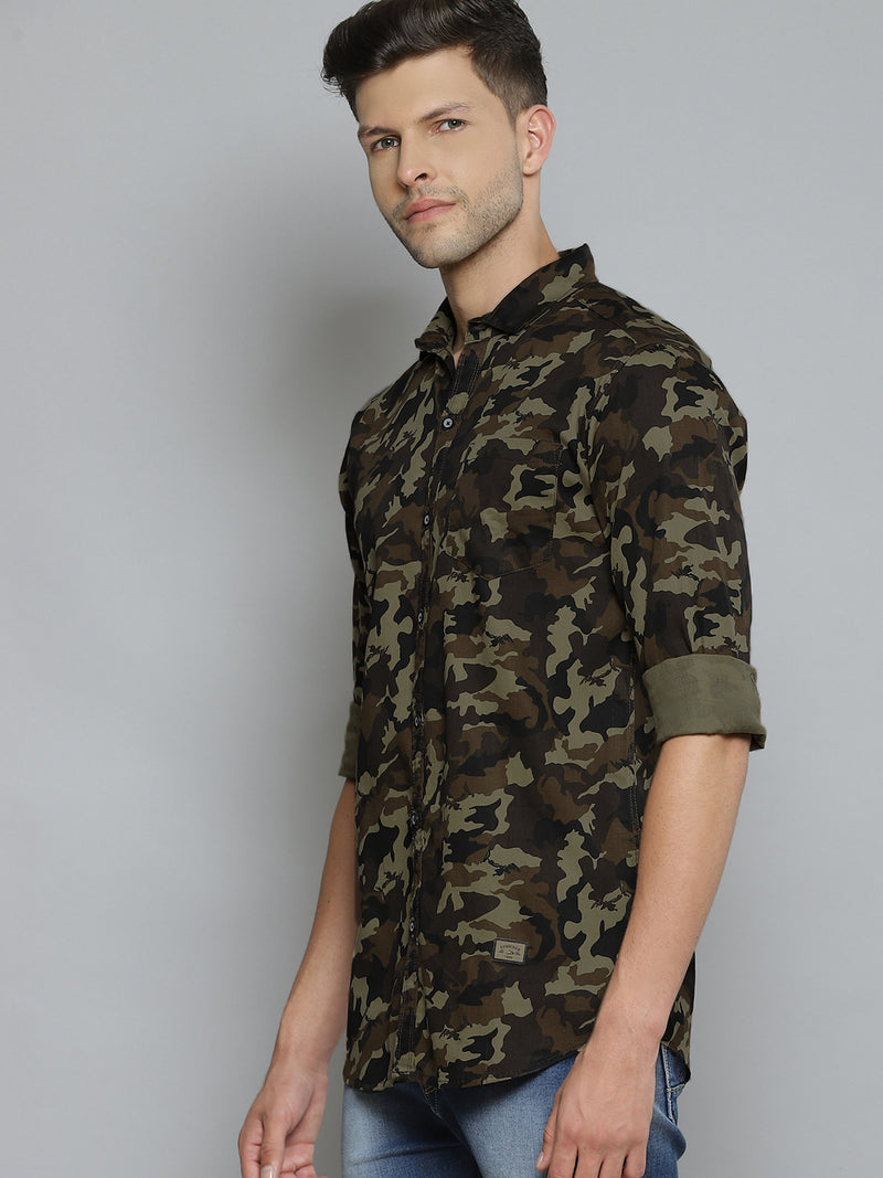 Men Green Smart Slim Fit Opaque Camouflage Printed Casual Shirt