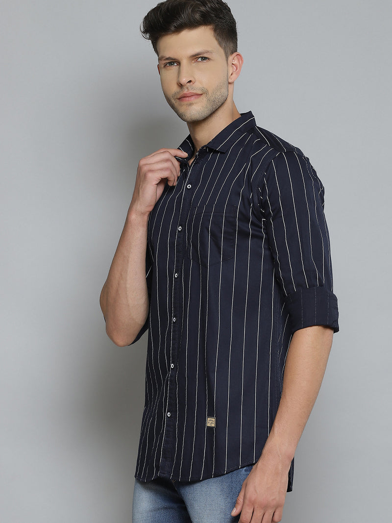 Men Navy Blue & White Striped Smart Slim Fit Opaque Casual Shirt