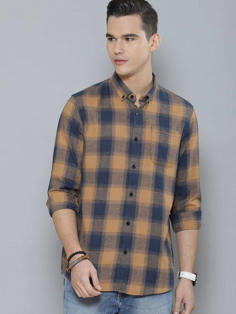 Men Smart Tartan Checks Casual Shirt