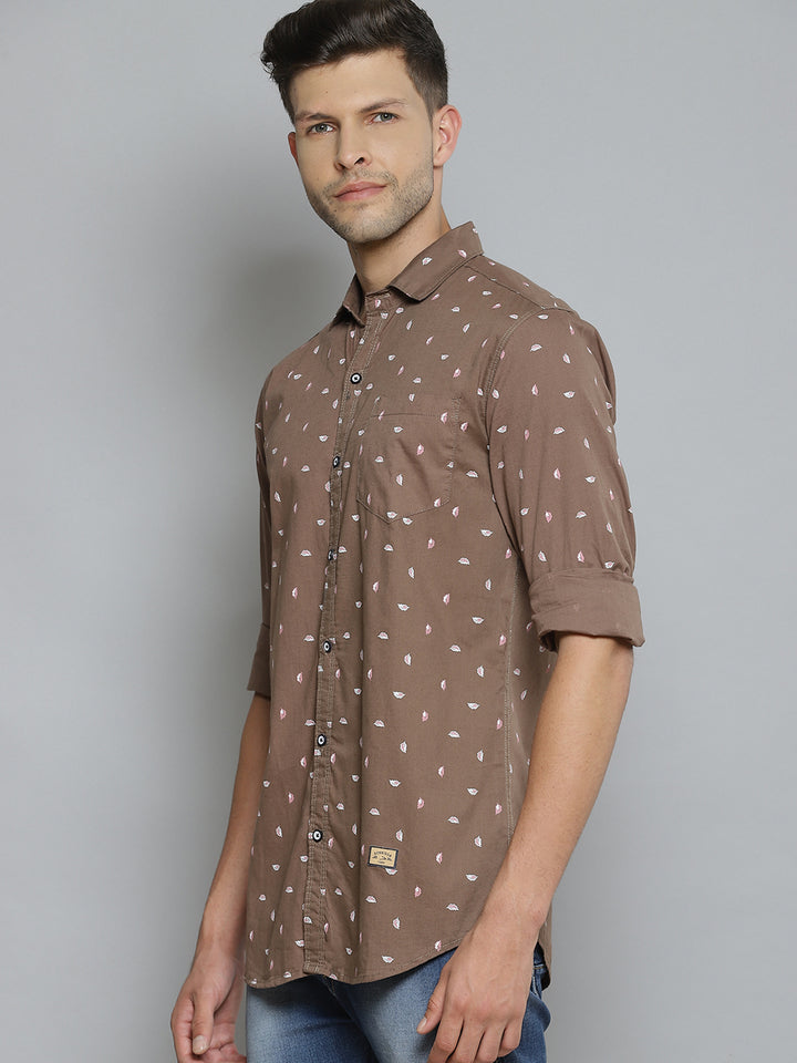 Men Brown Smart Slim Fit Opaque Feather Printed Casual Shirt