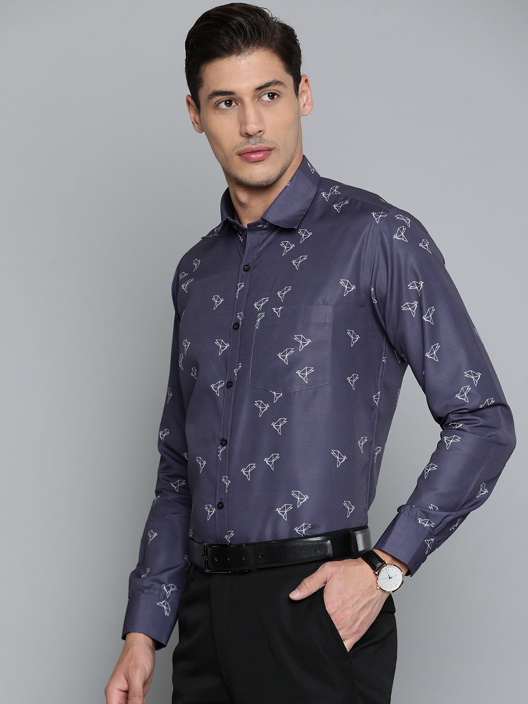 Men Navy Blue  White Smart Slim Fit Conversational Printed Formal Shirt