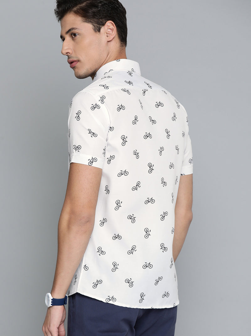 Men White Smart Slim Fit Conversational Printed Casual Shirt