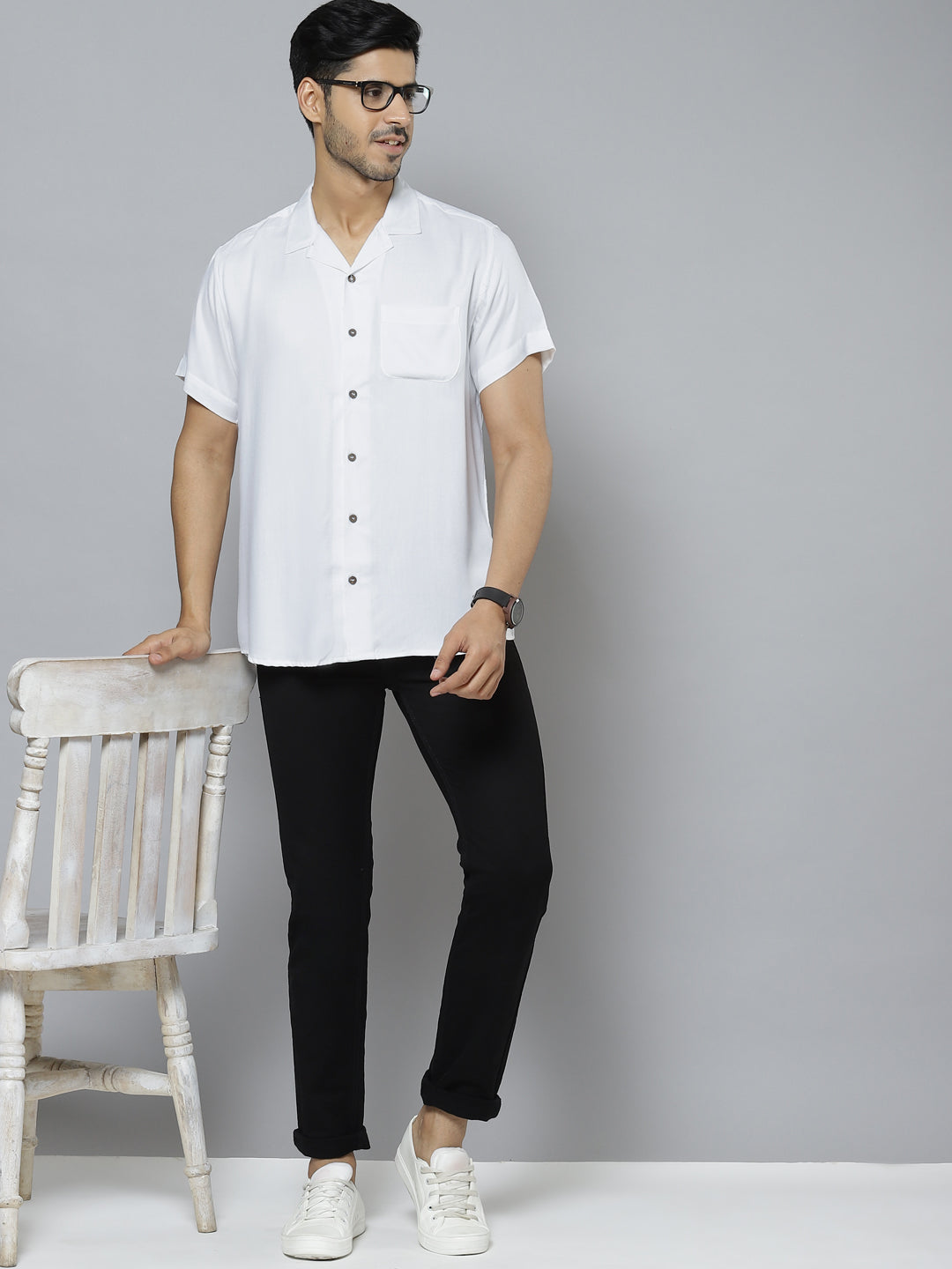 Men White Solid Smart Slim Fit Twill Weave Cotton Shirt