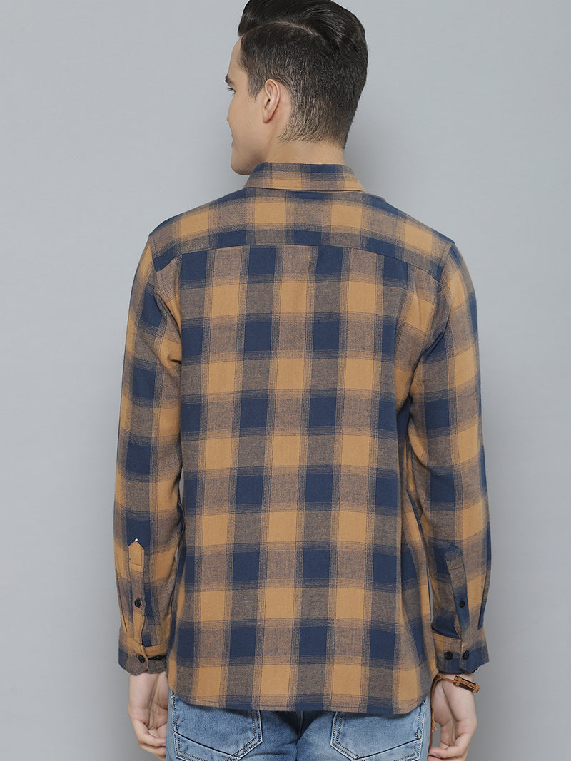 Men Smart Tartan Checks Casual Shirt