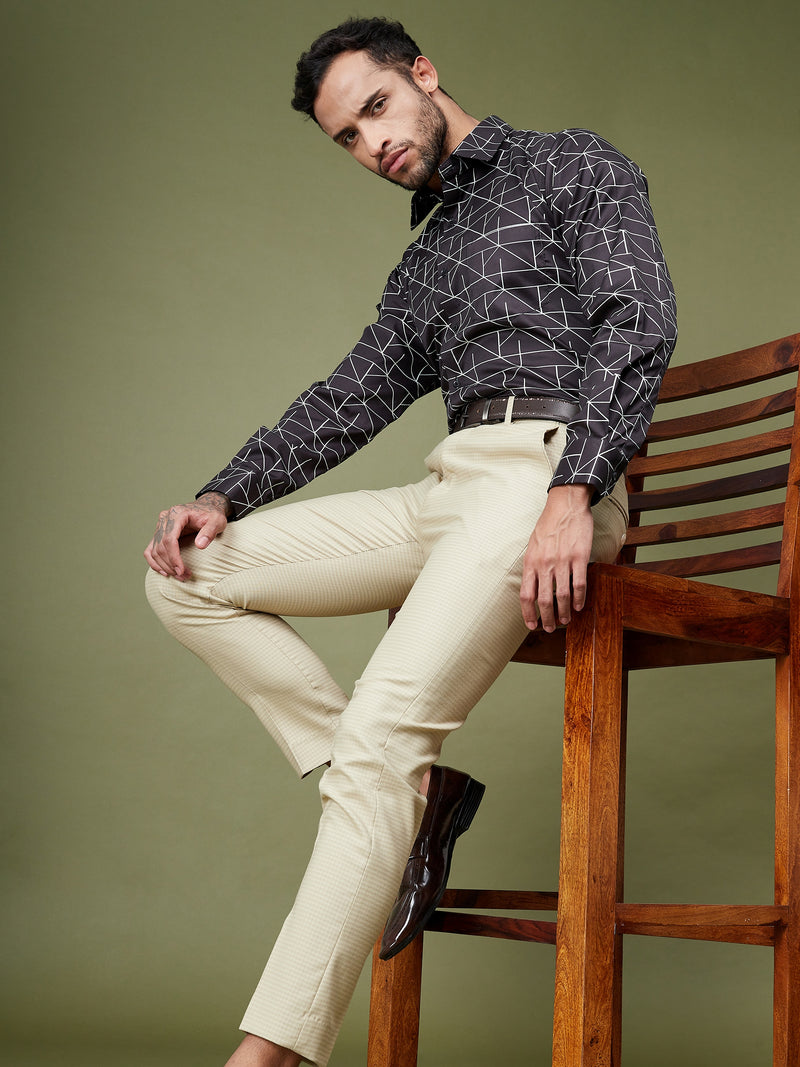 DENNISON Men Checked Smart Tapered Fit Easy Wash Formal Cream Color Trouser