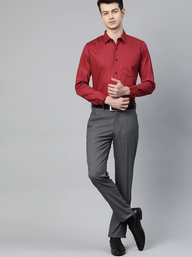 Maroon: Smart Slim Fit Solid Formal Shirt