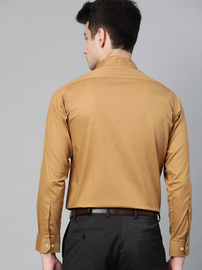Mustard Brown: Smart Slim Fit Solid Twill Formal Shirt