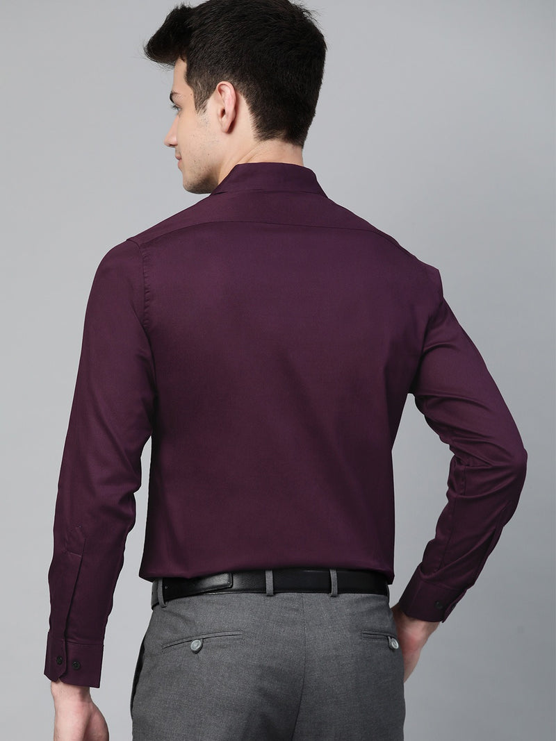 Purple: Smart Slim Fit Solid Twill Formal Shirt
