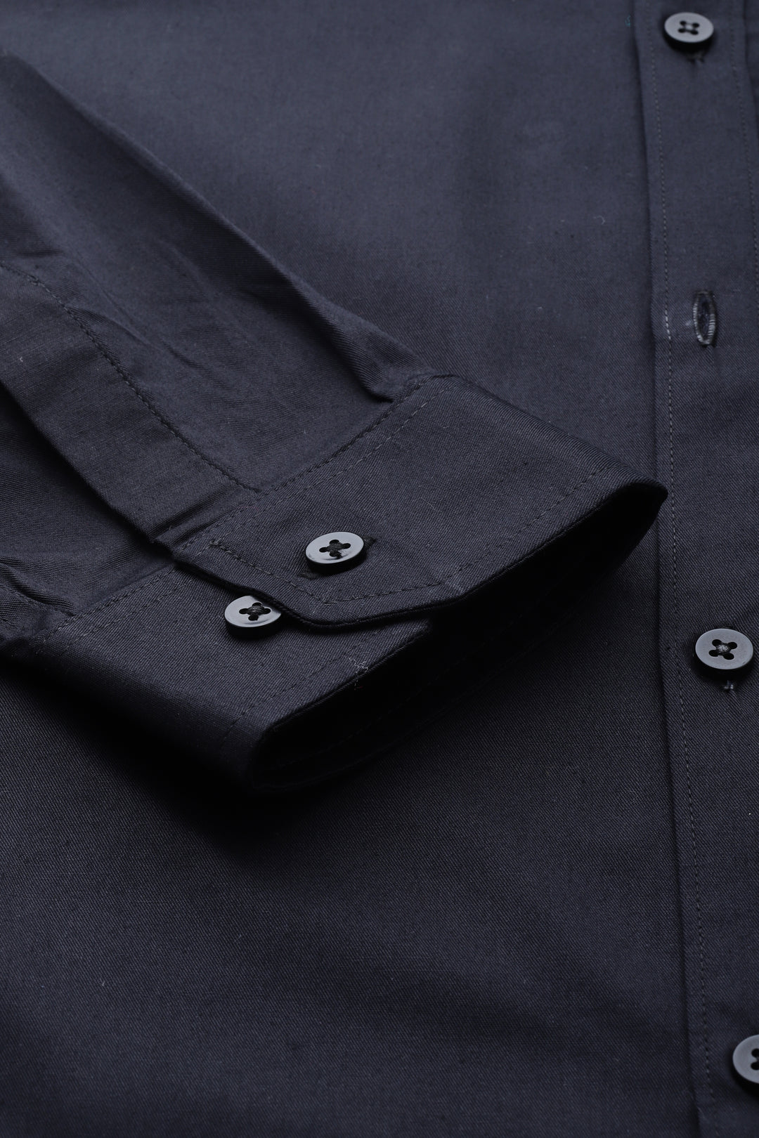 Men Black Smart Slim Fit Bio-Engineered Quick-Dry Odour-Free Formal Shirt