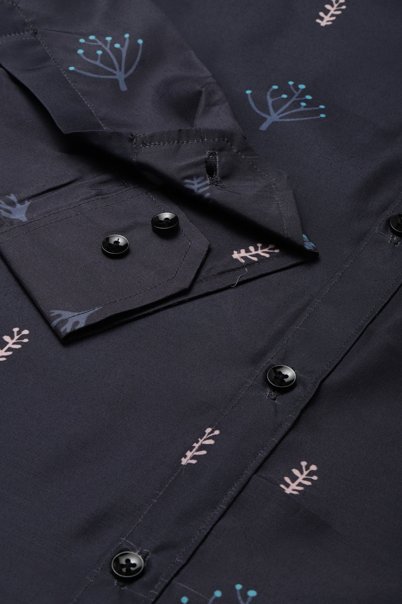Men Navy Blue Slim Fit Printed Casual Shirt