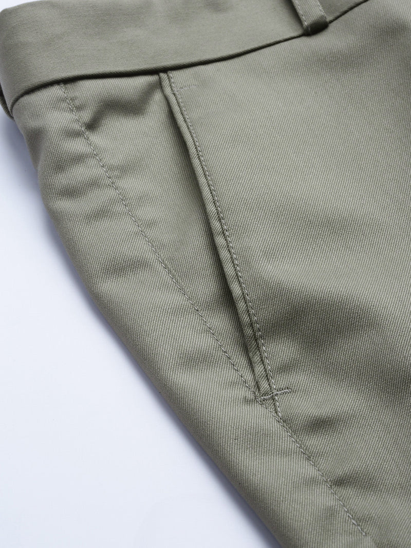 Men Green Smart Tapered Fit Solid Chinos